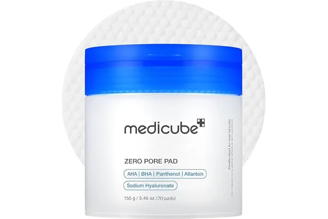 medicube Zero Pore Pad 2.0 Pads Exfoliants Soin des Pores | Pad double texture AHA 4,5% & BHA 0,45%, Acides lactique et salicylique, Exfoliation, Tous types de peau, 70 pcs