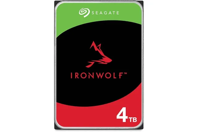 Seagate 4To IronWolf Disque Dur Interne NAS | SATA 6 GB/s (ST4000VNZ06) | 5400 tr/min. HDD optimisé NAS 24/7. AgileArray, All-CMR, capteurs RV multi-baies, 180To/an. Garantie 3 ans + Rescue
