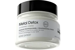 L'OREAL PROFESSIONNEL - Masque Metal Detox - Cheveux Secs & Abîmés - 250 ml | Cheveux Lisses & Bouclés à Frisés, Naturels & Colorés - Hydratation 1000H - Casse -97% - Douceur +96% - Soin Protecteur