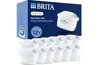 BRITA Cartouche filtre à eau MAXTRA PRO Pure Performance - Pack de 12 | Cartouche filtrante compatible avec les carafes BRITA - réduit des impuretés, certains PFAS*, chlore et métaux