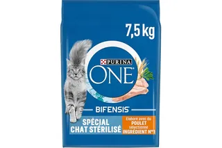 PURINA ONE - Bifensis Croquettes Chat Adulte Stérilisé - Sac de 7,5 kg | Nourriture Chat Adulte Saveur Poulet - Contrôle du Poids et Santé Urinaire - Enrichi en Probiotiques pour le Microbiome