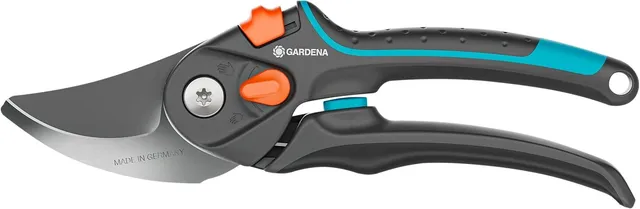 Gardena PremiumCut Pro Flex Green Wood Pruning Shears