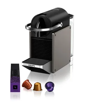 Nespresso Krups Machine à Café Pixie Titane, 19 Bars + Kit de Bienvenue, Design Compact, Expresso et Lungo, Arrêt Automatique, YY5290FD