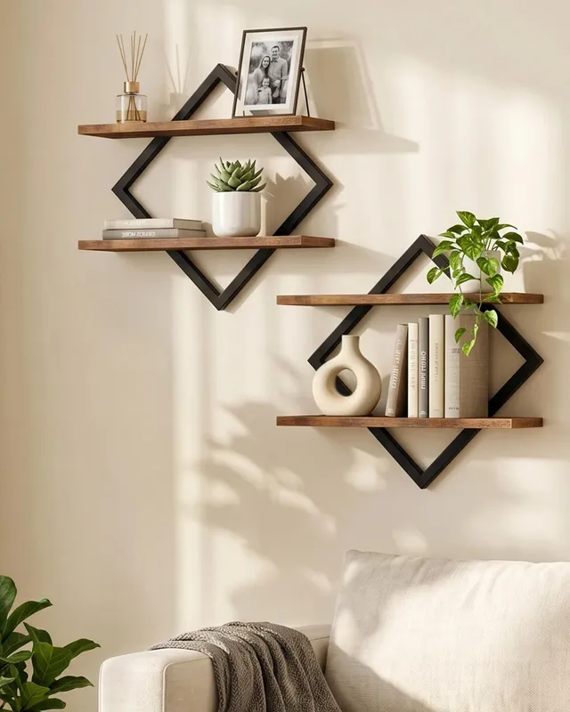 CHOEZON Étagère flottantes, Lot de 2, Étagères murales à 2 Niveaux, Rangements Suspendus avec Cadre métallique losangé, pour Salon, Chambre, Cuisine, Bureau, Marron Rustique et Noir DTBJ01P2BF