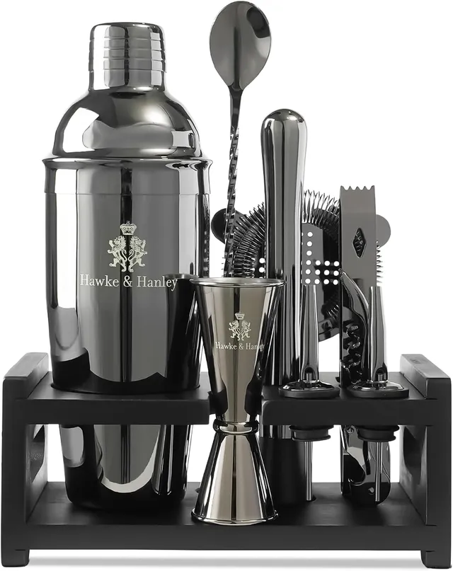 Hawke & Hanley Mixology Kit de barman : ensemble shaker à cocktail avec shaker à martini, outils de bar et support en bambou noir | Kit de barman avec livre de recettes | Cadeau unique de pendaison de