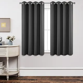 Joydeco Rideau Occultant 2 Pièces, Rideau Thermique Isolant Anti Chaleur Tenture Opaque à Oeillets Isolation Lumiere Anti UV Decoration Chambre Maison Salon Intérieurs (2xL117xH137, Gris Foncé)