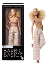 Barbie Basics Poupée Signature Collection Neutre Modèle 07, Cheveux blonds, Pantalon imprimé Blanc et Top Beige, Corps articulé Made-to-Move, idée Cadeau de fête des mères JJX26