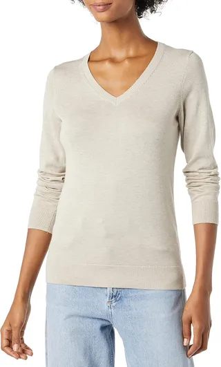 Amazon Essentials Pull Léger Coupe Classique à Manches Longues à Col en V Femme